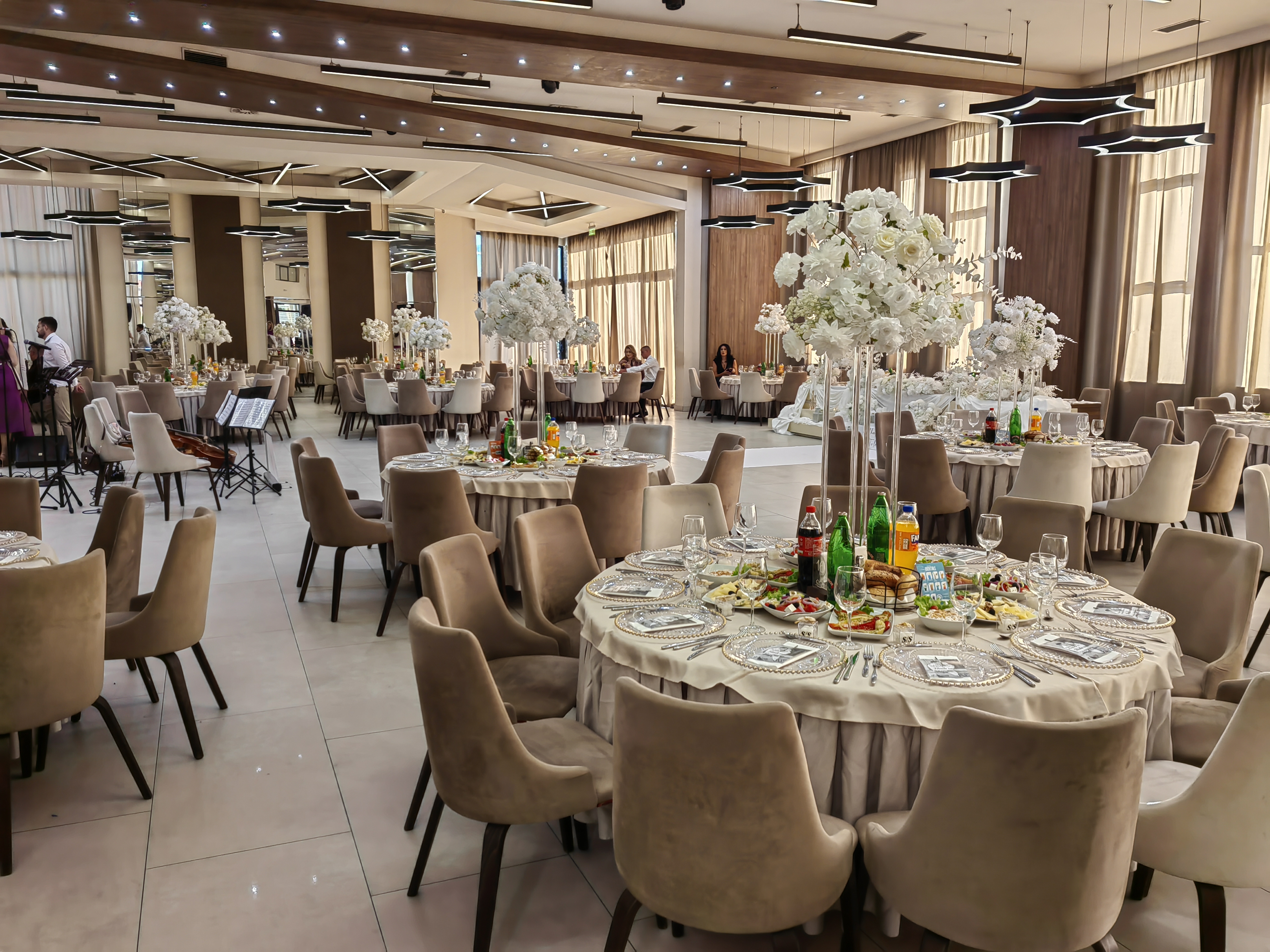 Velika sala za vencanja i svecane veceri